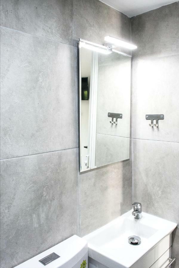 Appartamento Athens 8 Min From Acropolis Esterno foto